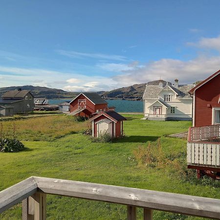 Kongsfjord Holiday Home Exterior photo